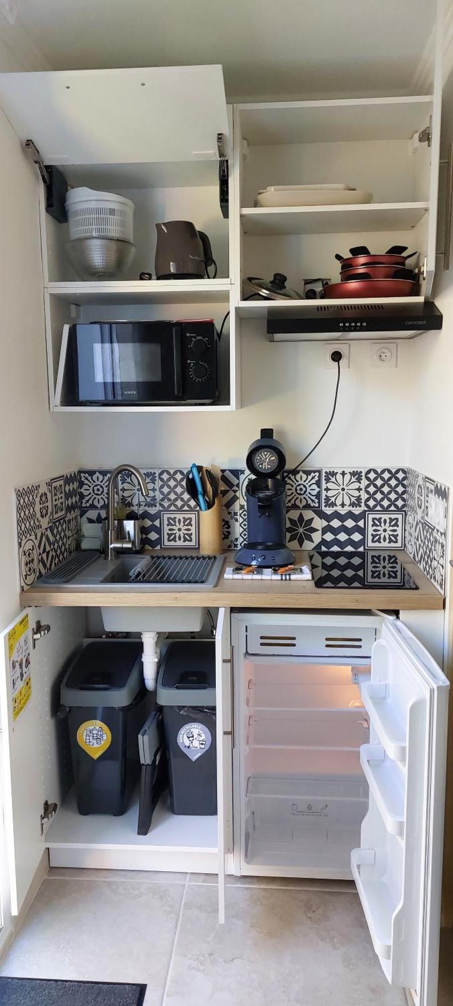 איל-סור-לה-סורג Gite De L'Olivier, Classe, Climatise, Jardin Avec Parking Gratuit Devant Le Logement Et A 5 Minutes Du Centre-Ville A Pied מראה חיצוני תמונה