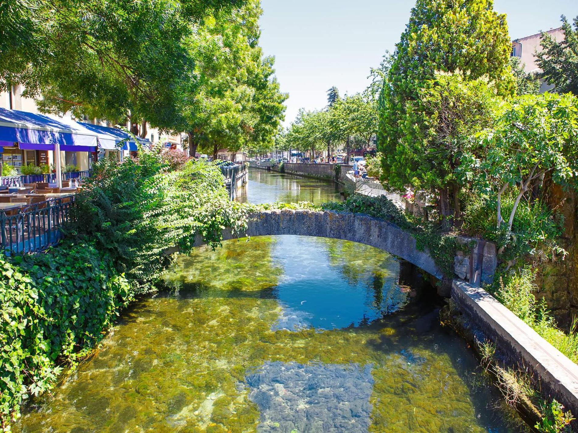 איל-סור-לה-סורג Gite De L'Olivier, Classe, Climatise, Jardin Avec Parking Gratuit Devant Le Logement Et A 5 Minutes Du Centre-Ville A Pied מראה חיצוני תמונה